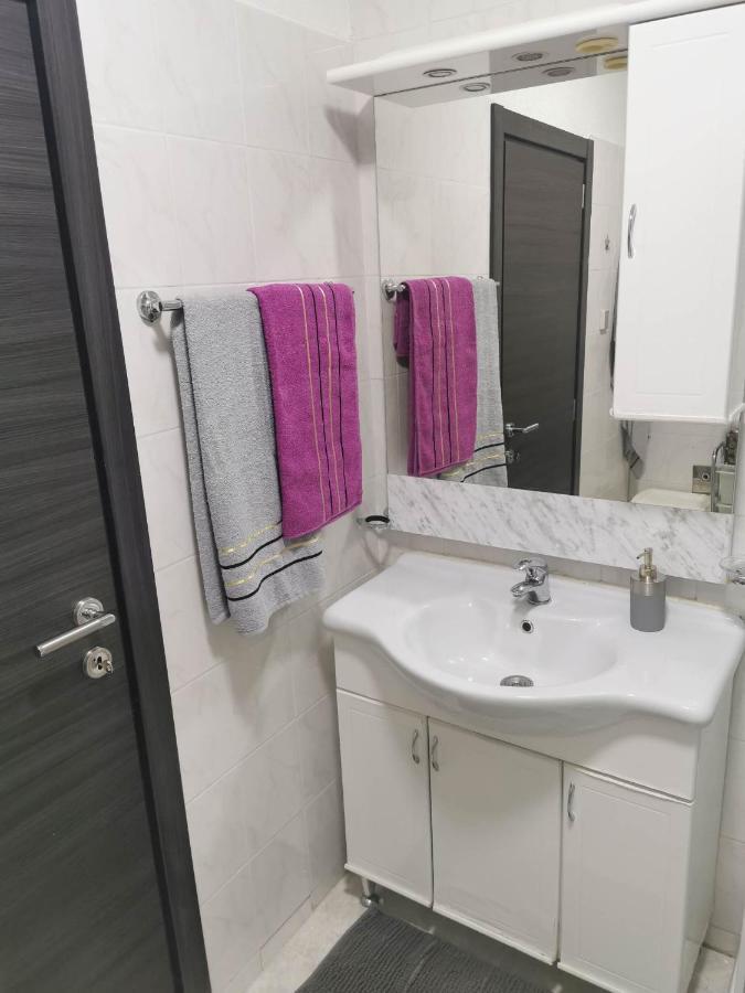 Guesthouse Nadia Сень Экстерьер фото