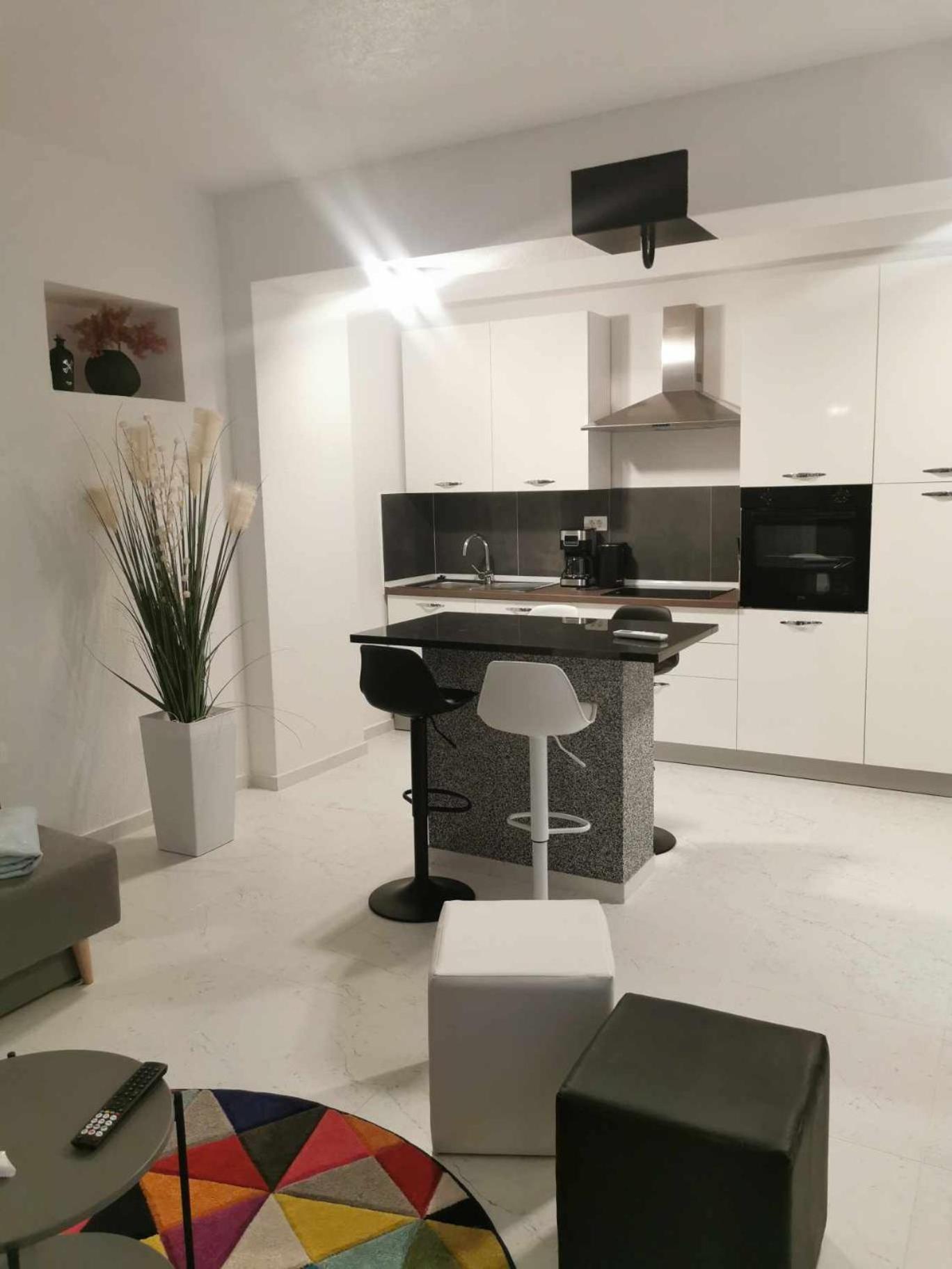 Guesthouse Nadia Сень Экстерьер фото