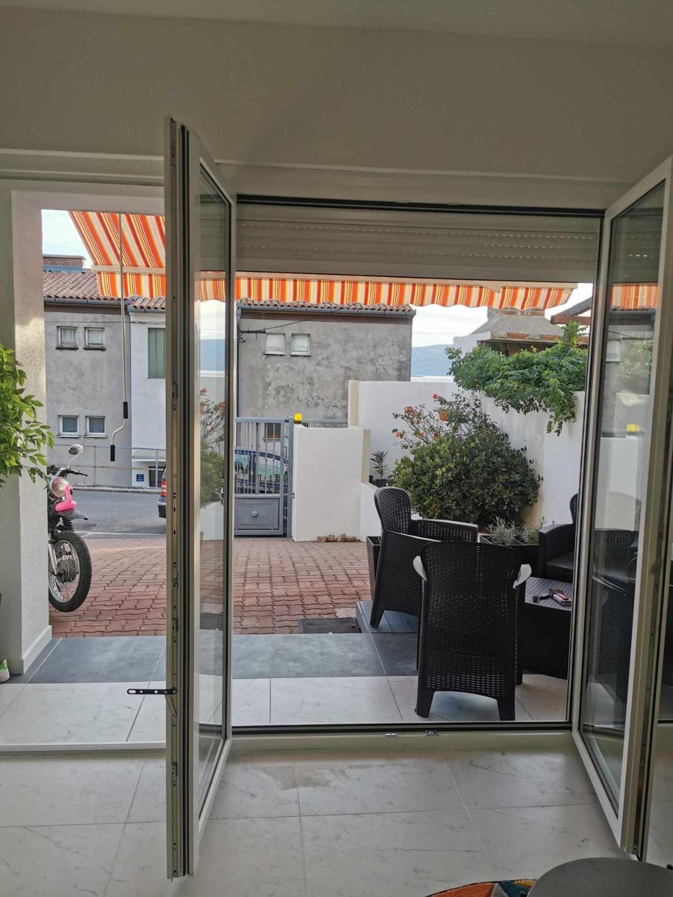 Guesthouse Nadia Сень Экстерьер фото