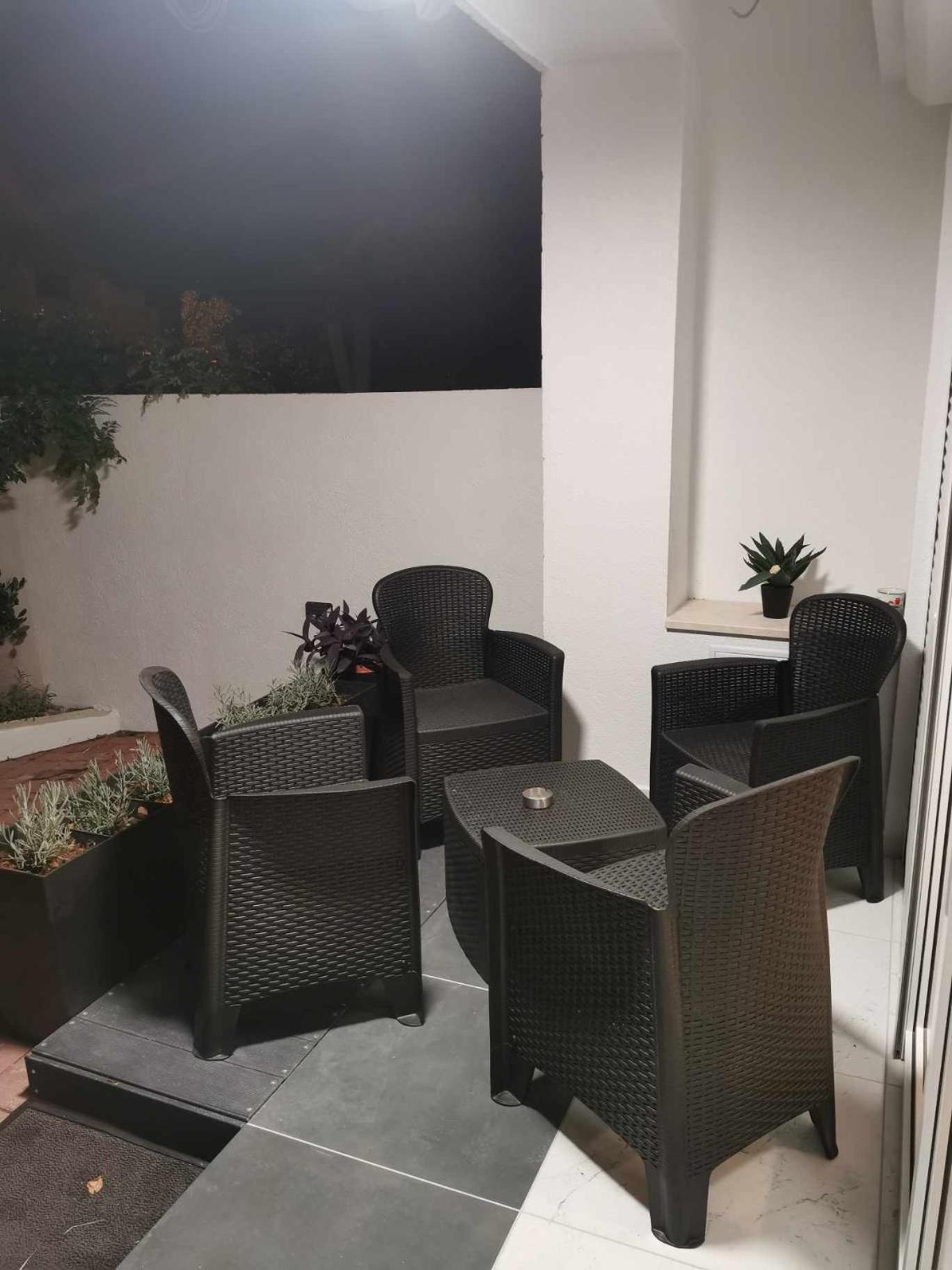 Guesthouse Nadia Сень Экстерьер фото