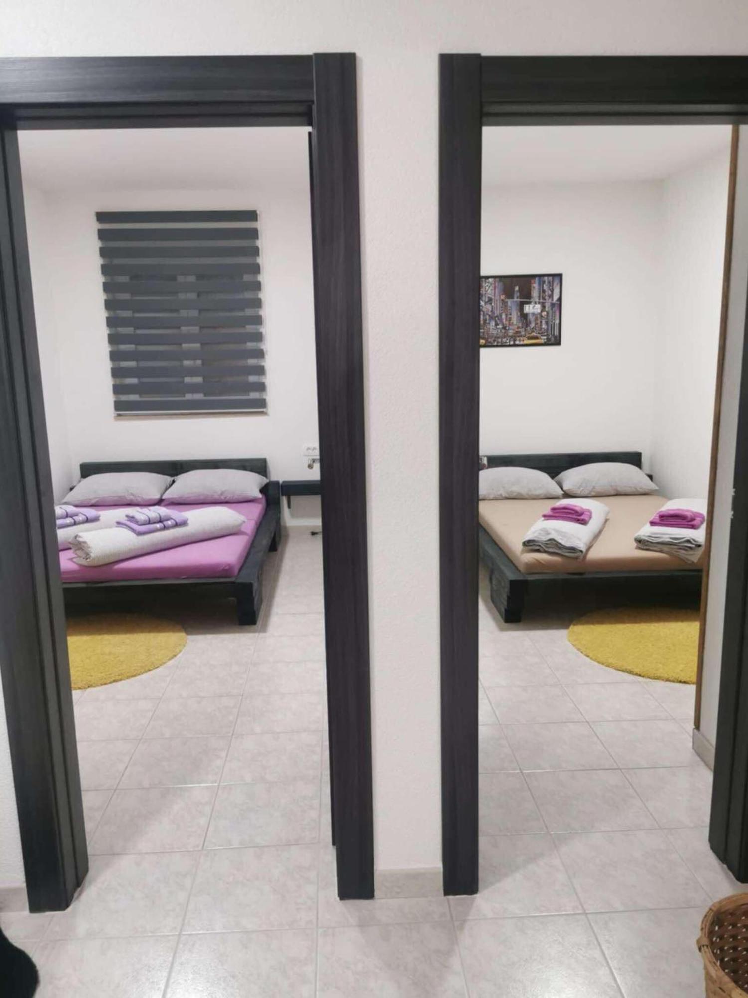 Guesthouse Nadia Сень Экстерьер фото